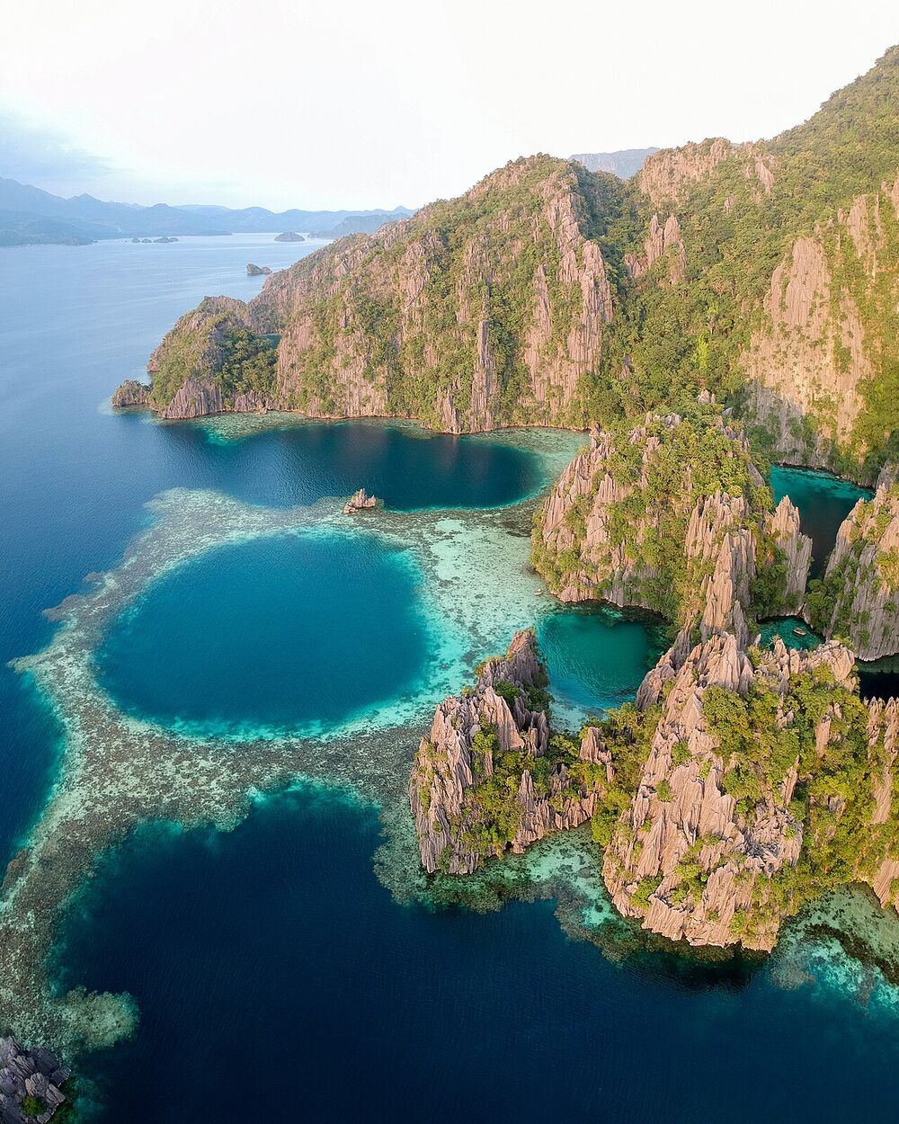 Coron Island Day: Lagoons and Limestone Geometry